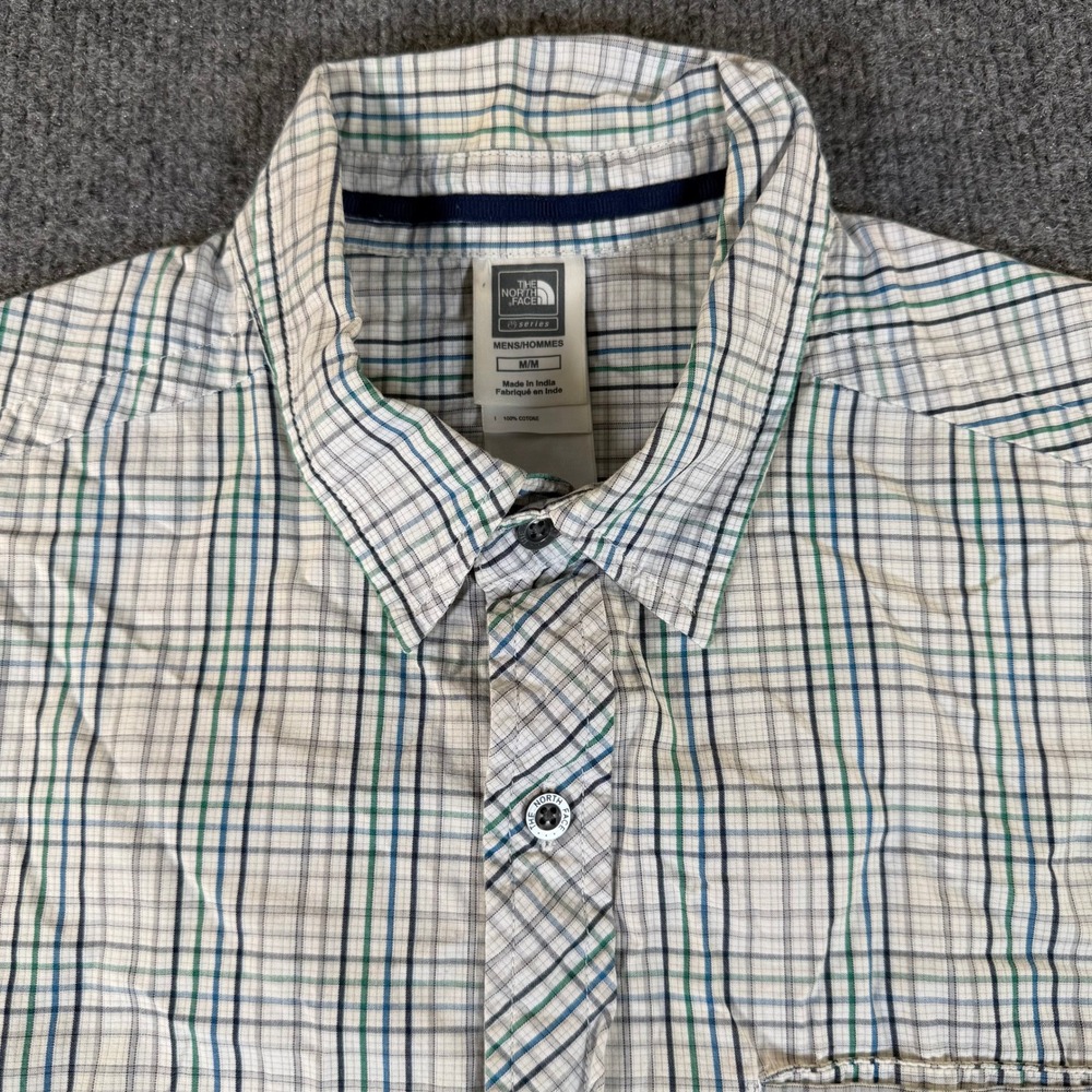The North Face A5 Series Mens Medium Plaid Short Sleeve Button Up‎ Shirt 3313